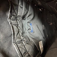 adidas バッグの画像