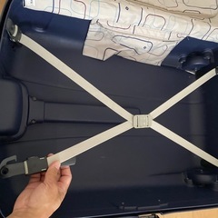 サムソナイトスーツケースの画像