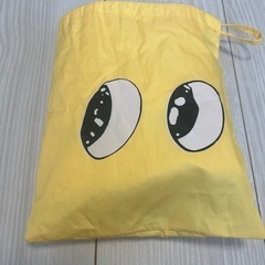 恐竜の可愛いレインコート　の画像
