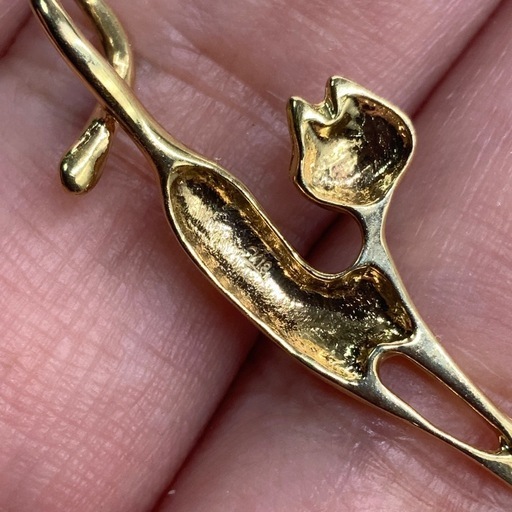 K18 ネコ　ペンダントトップ　2.1g