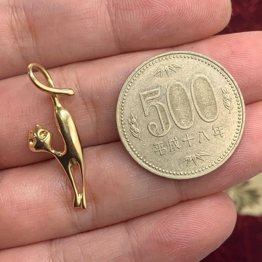 K18 ネコ　ペンダントトップ　2.1g