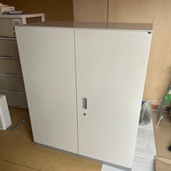 💕 イトーキ(ITOKI）オフィスキャビネット・収納家具 THIN LINE CABINET(シンラインキャビネット)シリーズ　HTM-109HSS-WE　　の画像
