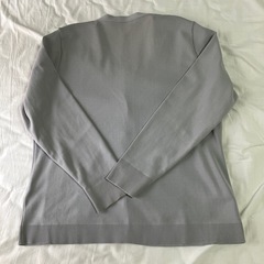 グレー　カーディガン　事務の画像