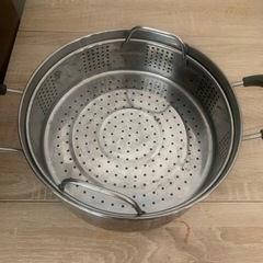 蒸し器付き鍋の画像
