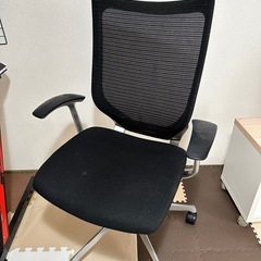 オカムラ　バロン　ハイバックチェア