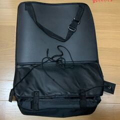 車のシートの背面に取り付けるポケット収納ですの画像