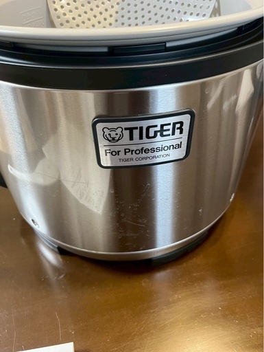 タイガー炊飯ジャー【JNO-A270】2.7L ステンレス