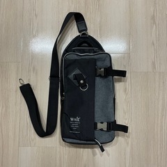 ボディバッグ