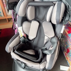 ブラディア グロウ ISOFIX セーフティ チャイルドシート の画像