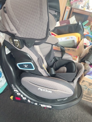 ブラディア グロウ ISOFIX セーフティ チャイルドシート 