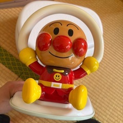 アンパンマンおまるの画像