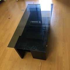 家具　テーブル　ガラス　