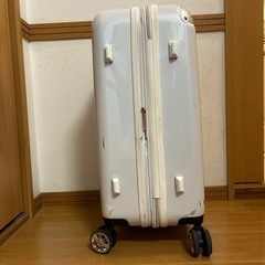 【LEGEND WALKER】スーツケースの画像