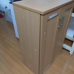 USEDシューズボックスor収納家具の画像