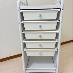 【7月27.28日・午後受け取り限定価格】アイラッシュサロン　ワゴン　キルティングワゴンの画像