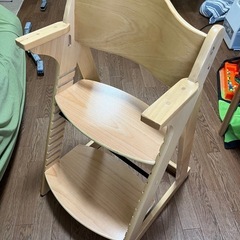 決まりました　KATOJI ハイチェア　