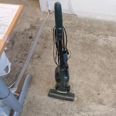 0622-060 ツインバード スティック型掃除機