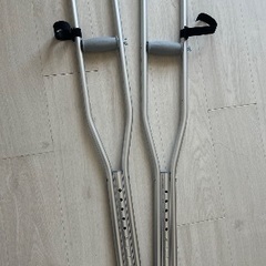 松葉杖/2ヶ月使用
