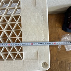 押し入れ整理棚の画像