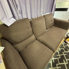 ソファ（ニトリで9〜10万円）