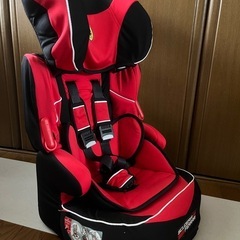 Ferrari フェラーリチャイルドシート ジュニアシート カー用品