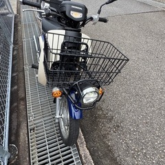 ヤフオクにて売れました^ ^HONDA スーパーカブ50プロ　バッテリー新品！の画像