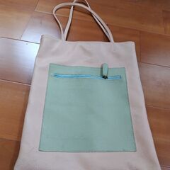 A4サイズ入る　肩掛け