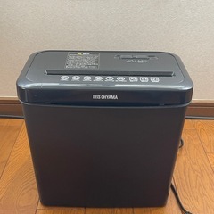 アイリスオオヤマ　電動
シュレッダー