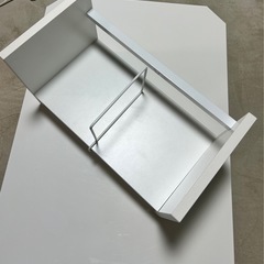 ブックスタンドホワイト（仕切りあり）の画像