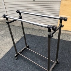 ハンガーラック　キャスター付き