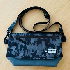 【超美品】YAKPAK(ヤックパック) メッセンジャーバッグ　モ...