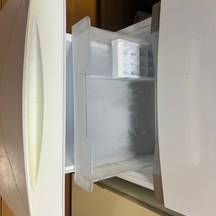 冷蔵庫　無料差し上げますの画像