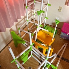 ジャングルジム