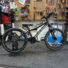 【新車】Haro Bikes｜Flightline 20 本格派...
