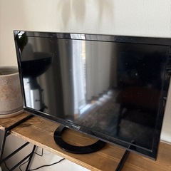 テレビ24インチ