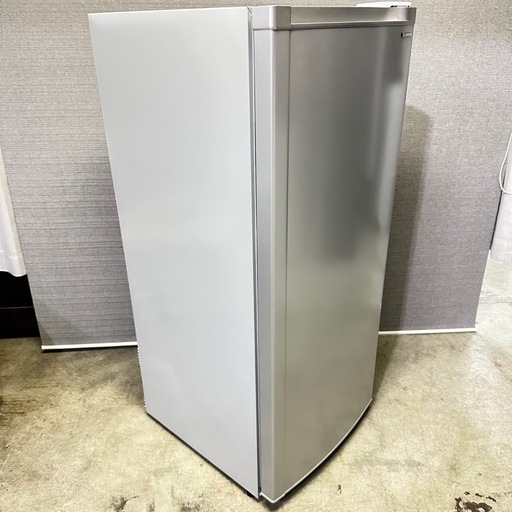 店内商品がすべてレジにて半額！！ ヤマダ電機YRT-C14H1 シルバー冷凍庫138L (aSHOP 2022年製 冷蔵庫・冷凍庫