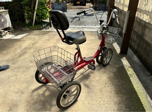 四輪自転車　トライククルーザーバイク　初心者、高齢者向きの自転車
