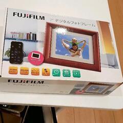 0622-041 FUJIFILM 7インチデジタルフォトフレー...