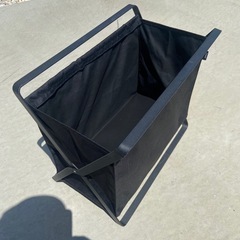カフェにあるような手荷物置き