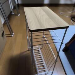 ニトリの本とかたてるやつ