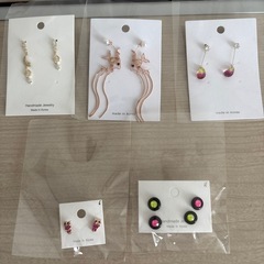 ピアス