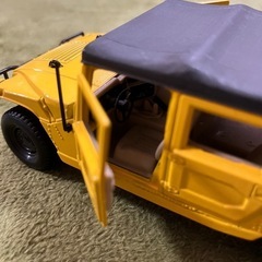 HUMMER H1 ハマー SUV マイスト MAISTO 1/27 ミニカーの画像