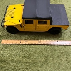 HUMMER H1 ハマー SUV マイスト MAISTO 1/27 ミニカーの画像