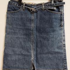 中古美品　BURBERRY　デニムスカート