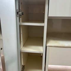 鏡付きドレッサー
の画像