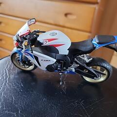 プラモデルの画像