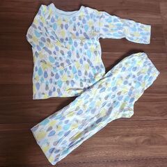 子供服　パジャマ　110cmの画像