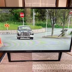 2022年製32型テレビ