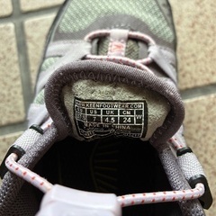 【中古】KEEN ハイキングシューズ 女性用 24cmの画像