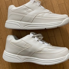 新品KAZEN    ナースシューズの画像